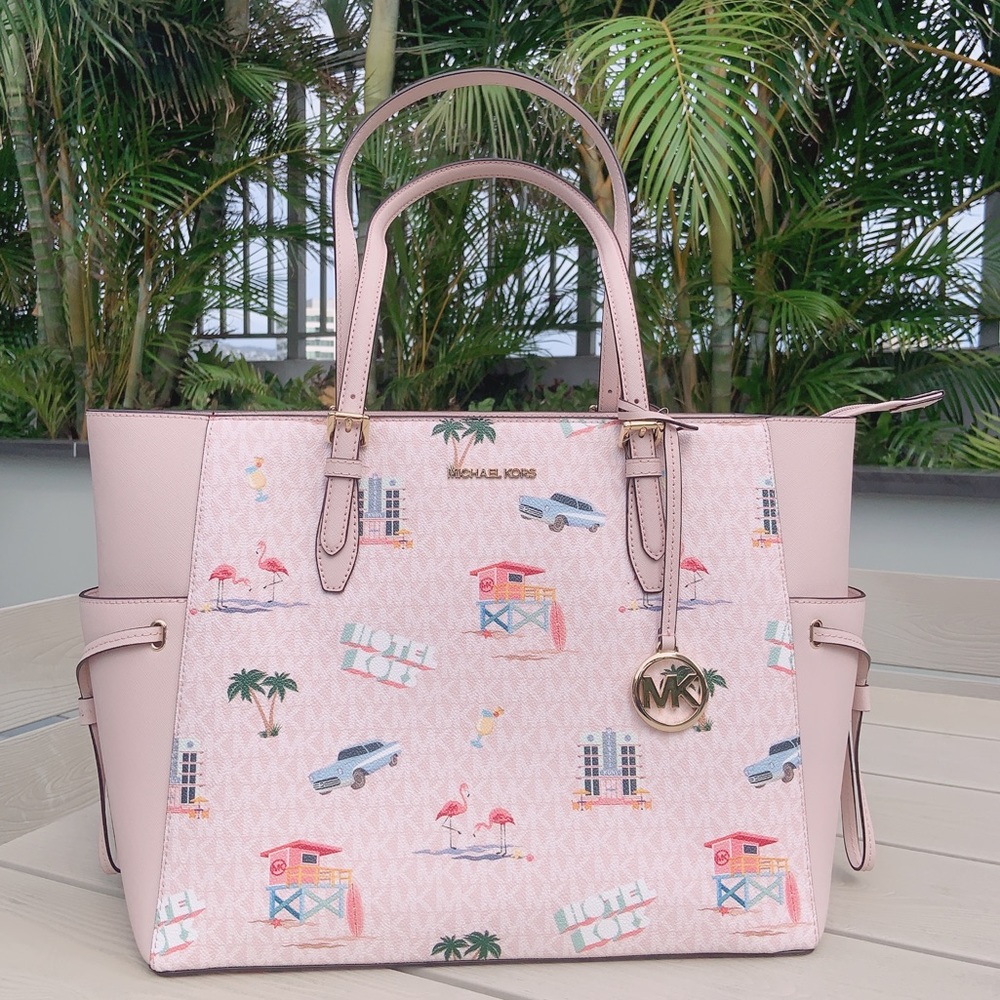 Michael Kors Gilly Tote - Picture 10 of 13